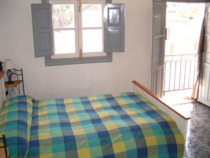 Four Bedroom House To Rent Algarrobo Costa del Sol - Bedroom 1