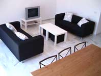 Se Alquila Apartamento con Tres Dormitorios Anoreta Golf, Costa del Sol - Salon / Comedor - haga clic para ver mas fotos