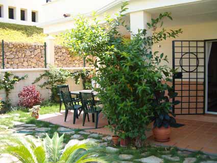 Garden & Terrace