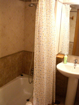 En-suite bathroom