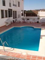 Communal Pool of 2 bed apartment to rent in Frigiliana- click for more details
