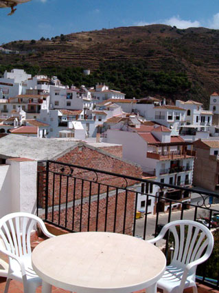 Four Bedroom House To Rent Algarrobo Costa del Sol - Sunny Roof Terrace & View